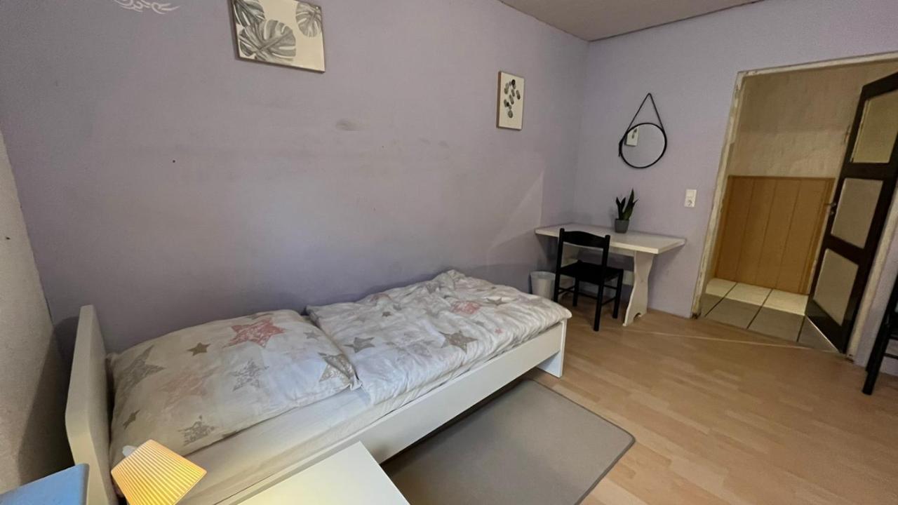 Monteure, Ganzes Haus, Schwarzheide, Haus 1 Exterior foto