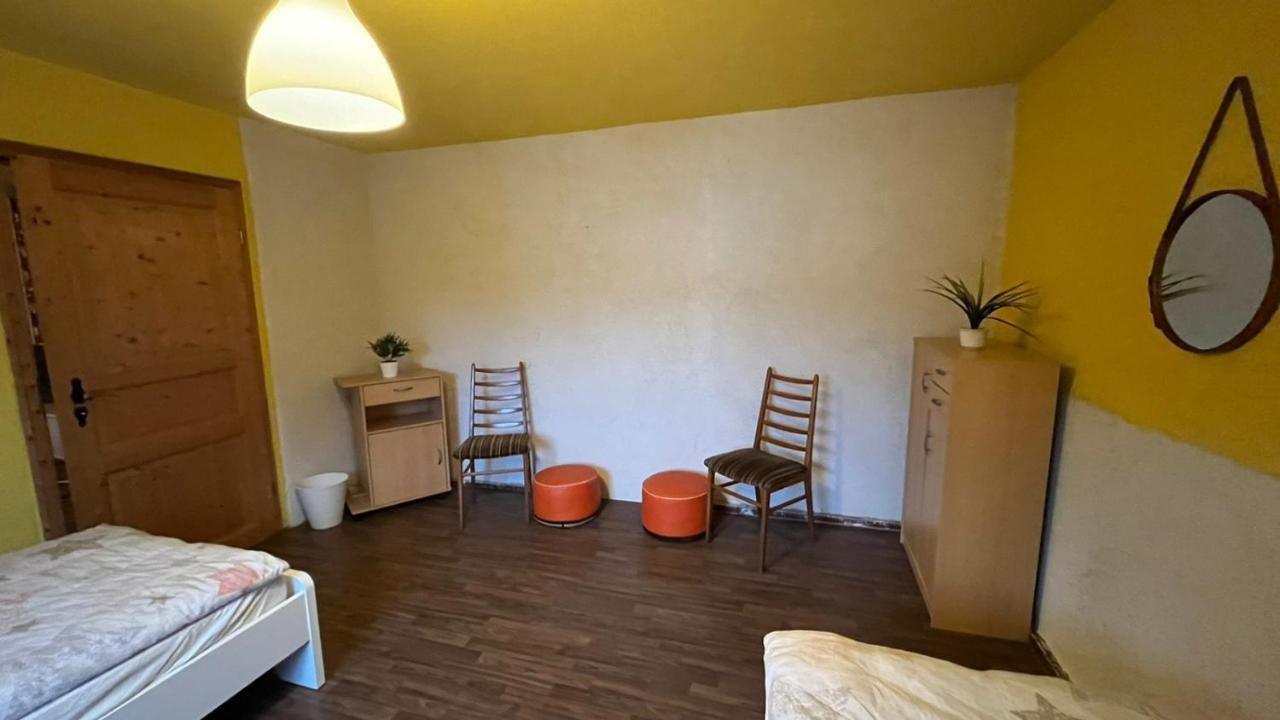 Monteure, Ganzes Haus, Schwarzheide, Haus 1 Exterior foto